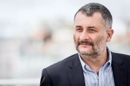 Discurs neverosimil, anti mască de protecție, al regizorului Cristi Puiu Cristi Puiu și-a prezentat și în România ultimul film