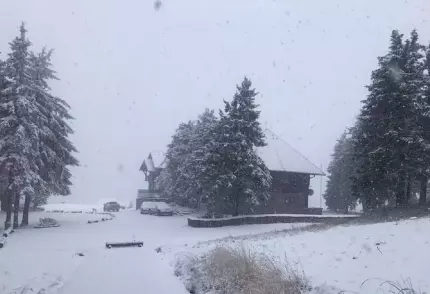ninsori romania Ninsori şi viscol în România