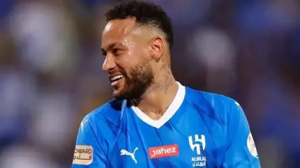 Neymar revine după un an de absenţă Neymar revine după un an de absenţă