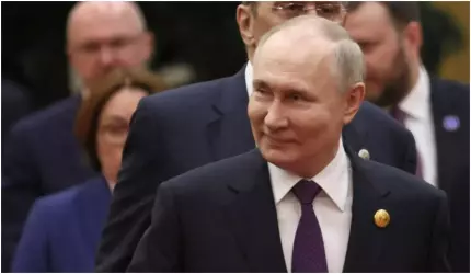 Părerile chinezilor despre Vladimir Putin: Un "bărbat frumos", un "lider carismatic ce trebuie respectat" Părerile chinezilor despre Vladimir Putin: Un "bărbat frumos", un "lider carismatic ce trebuie respectat"
