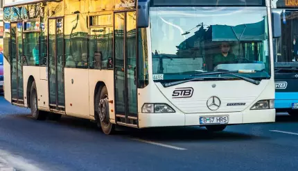 Autobuz Autobuz