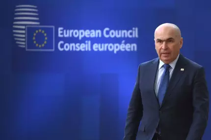 Bolojan anunţă măsuri pentru reducerea preţurilor la energie: "Într-un an, doi, o să avem aceste hidrocentrale funcționale" Bolojan anunţă măsuri pentru reducerea preţurilor la energie: "Într-un an, doi, o să avem aceste hidrocentrale funcționale"