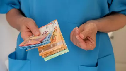 medic care cere mită medic care cere mită