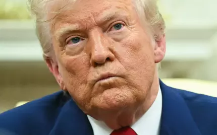 Trump amenință Iranul: Dacă suntem atacați, armata SUA se va năpusti asupra voastră "la un nivel nemaivăzut" Trump amenință Iranul: Dacă suntem atacați, armata SUA se va năpusti asupra voastră "la un nivel nemaivăzut"