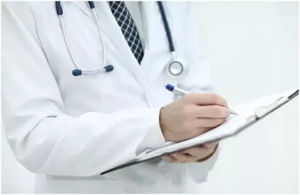 Patru medici de familie din Dolj și-au decontat 14.500 de ore de gardă, fără să fie la muncă de fapt Patru medici de familie din Dolj și-au decontat 14.500 de ore de gardă, fără să fie la muncă de fapt
